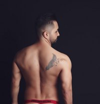 مرافقة عربية في اسطنبول İstanbulmasseur - Male escort in İstanbul