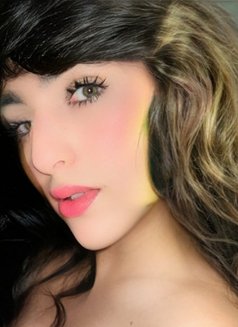 Doja Cat - Transsexual escort in New Delhi Photo 3 of 15