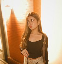 Doli - escort in Colombo