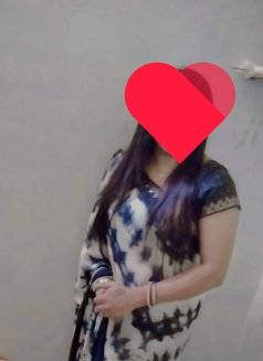 Diya (independent) Meet Cam Sessions - escort in Mumbai Photo 1 of 1