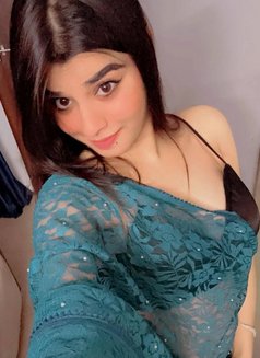 Dolia, Escort - puta in Jeddah Photo 2 of 5