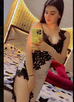 Dolia, Escort - puta in Jeddah Photo 4 of 5