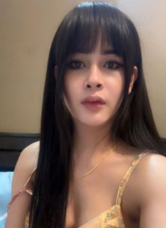 Dolly 06 - Transsexual escort in Bangalore Photo 16 of 17
