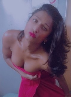 Dolly Big Dick and Boobs Shemale - Transsexual escort in Hyderabad Photo 2 of 3