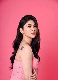 Dolly - puta in Singapore Photo 3 of 7