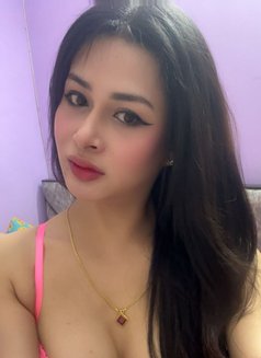 Dolly Elite - Acompañantes transexual in New Delhi Photo 18 of 18