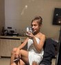 Dolly - Transsexual escort in Mumbai Photo 1 of 5