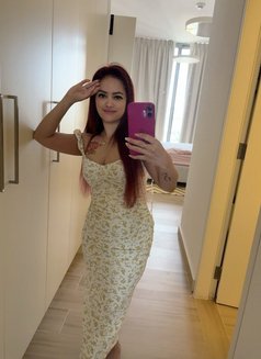 Dolly - escort in Doha Photo 1 of 7