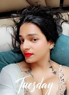 Dolly for real meet & online fun - Acompañantes transexual in Faridabad Photo 27 of 30