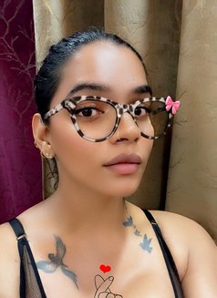 Dolly for real meet & online fun - Acompañantes transexual in Lucknow Photo 20 of 21