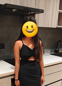 Dolly Malik 5000 per shot - escort in Noida Photo 3 of 3