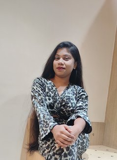 DOLLY REAL MEET AND CAM SESSION HERE - escort in Bangalore Photo 4 of 5