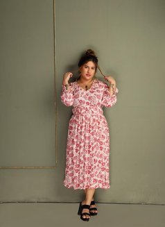 Dolly Singh independent (escort) 24/7 - escort in Chennai Photo 2 of 8