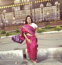 Dollybaby - Transsexual escort in Hyderabad