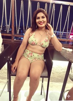 Dollybaby - Transsexual escort in Hyderabad Photo 15 of 16