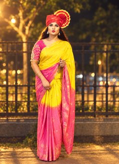 Dollybaby - Transsexual escort in Hyderabad Photo 23 of 24