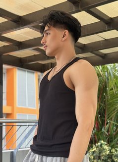 Dom - Acompañantes masculino in Hong Kong Photo 4 of 7