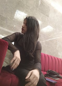 Hot misstres vedii with7.5real n cam - Acompañantes transexual in New Delhi Photo 18 of 23