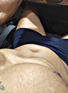 Dom Ranav - Acompañantes masculino in New Delhi Photo 1 of 6