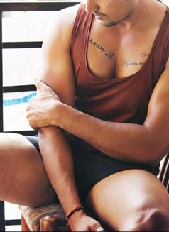 Dom Ranav - Acompañantes masculino in New Delhi Photo 6 of 6