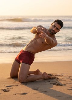 Domdom 22 Cm - Acompañantes masculino in Bali Photo 4 of 4