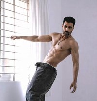 Domdom 22 Cm Hugo Here - Acompañantes masculino in Manila