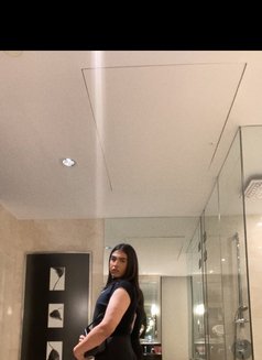 Domimimi - Transsexual escort in Bangkok Photo 3 of 3