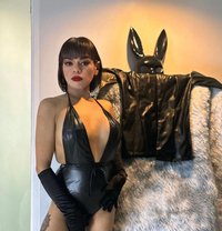 Domina intp dirty kinks for party & play - Acompañantes transexual in Bangkok Photo 18 of 19