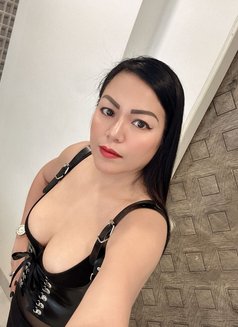 Domina Cleo,the Real ProDomme Dominatrix - escort in Kuala Lumpur Photo 4 of 20