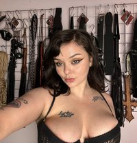 Domina Cora - dominatrix in Cape Town