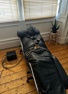 Domina Cora Verified - Dominadora in Barcelona Photo 7 of 11