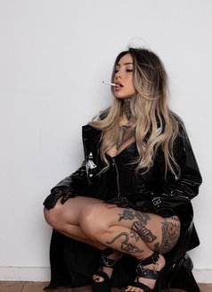 Domina Dia - dominatrix in Riga Photo 4 of 12