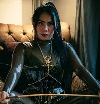 Domina Fire in Town - dominatrix in Singapore