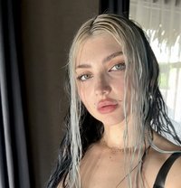 Domina Oyuki - Dominadora in Malta