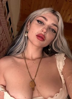 Domina Oyuki - dominatrix in Malta Photo 6 of 10