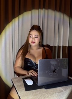 Ravena Fully Functional MistressParty - Transsexual escort in Bangkok Photo 8 of 13