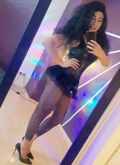 Domina Shemale Roberta - Transsexual dominatrix in Helsinki Photo 12 of 15