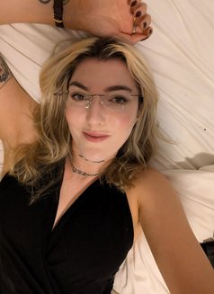 Domina Simone - Dominadora in Luxembourg Photo 9 of 11