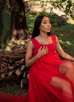 Domina Trixie - dominatrix in Lagos, Nigeria Photo 5 of 6