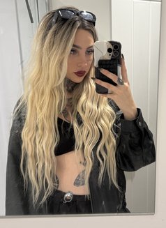 Domina Via - dominatrix in Stockholm Photo 8 of 11