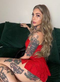 Domina Via’s - dominatrix in Malta Photo 11 of 12