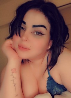 Noor syria - escort in Abu Dhabi Photo 16 of 17