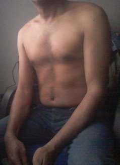 Dominant Bull - Yash - Intérprete masculino de adultos in Colombo Photo 10 of 11