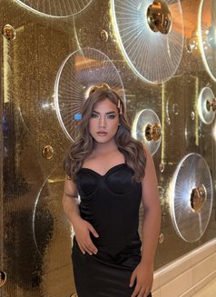 Dominant Cross Dresser Natasha - Transsexual escort in Manila Photo 5 of 15