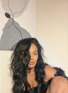 Dominant Brazilian girlfriend in Busines - escort in Dubai Photo 2 of 11