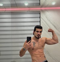 Dominant Wrestler - Acompañantes masculino in Dubai Photo 15 of 15