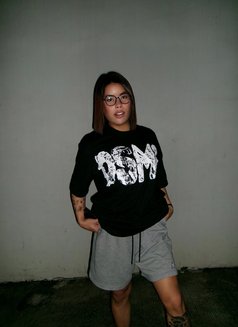 DominantxSheena - Transsexual escort in Manila Photo 12 of 12