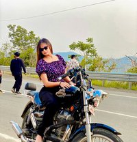 Domination Young LadyBoy Mistress - Acompañantes transexual in New Delhi Photo 24 of 25