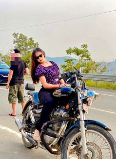 Domination Young LadyBoy Mistress - Transsexual escort in New Delhi Photo 25 of 25