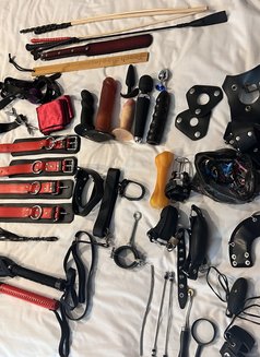 Dominatrix Astoria - Dominadora in Budapest Photo 13 of 16